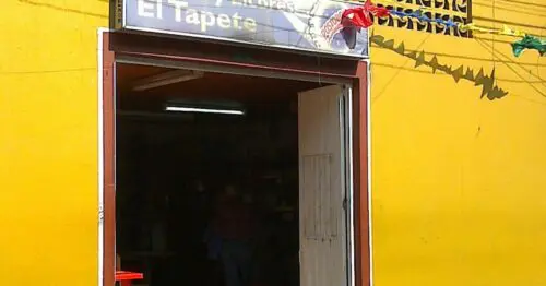 VIVERES Y LICORES EL TAPETE VIVERES Y LICORES EL TAPETE